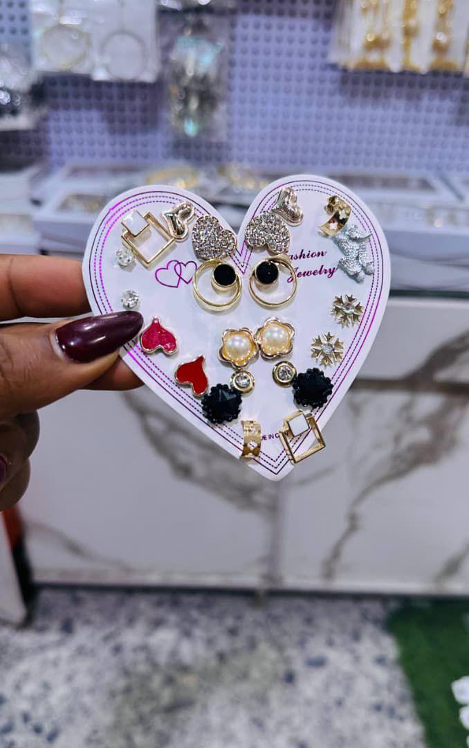 Earrings set