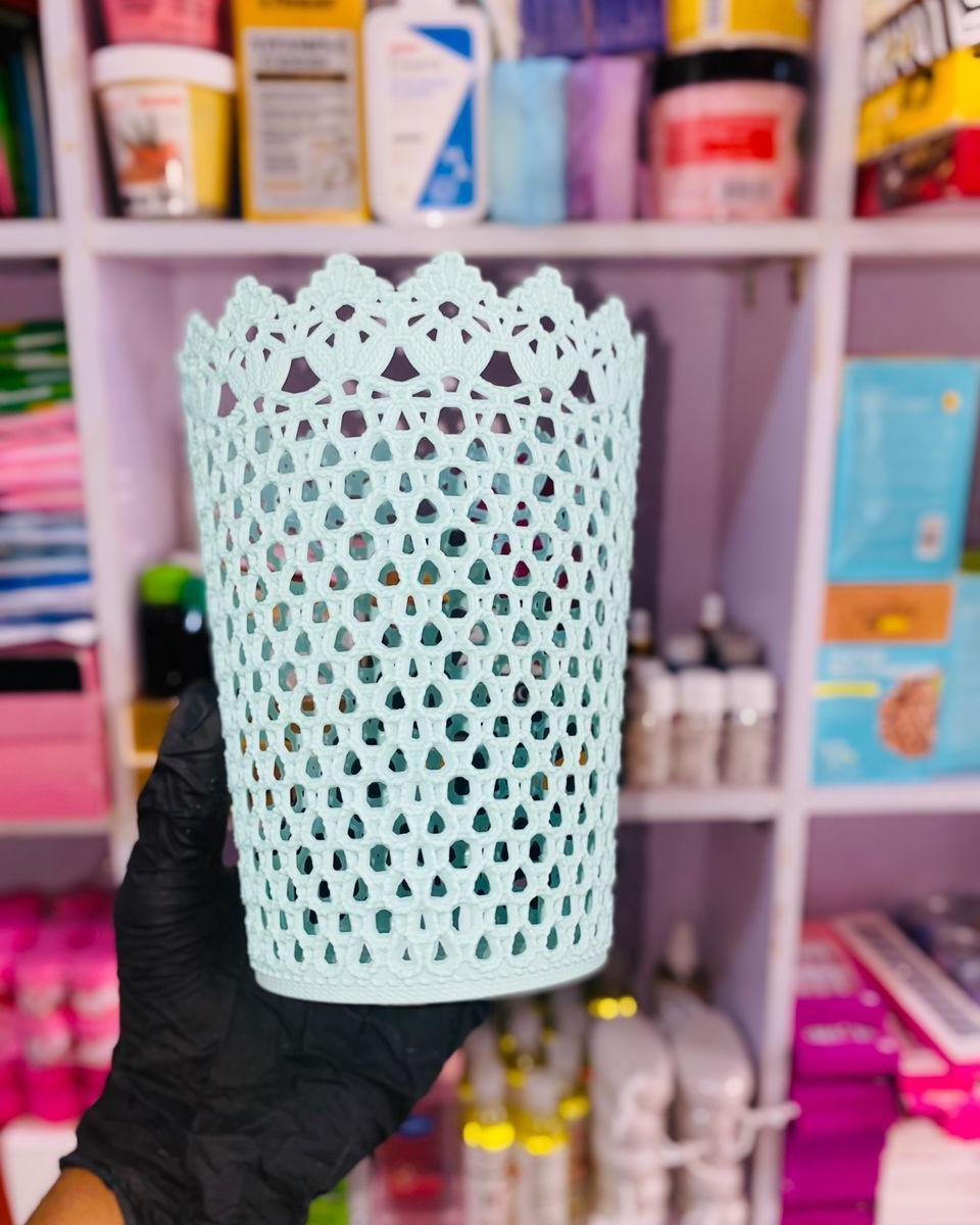 Storage basket