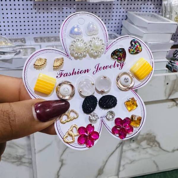 Earrings set