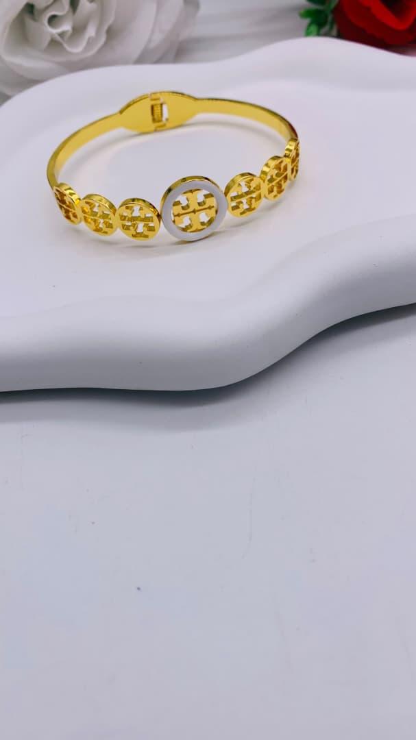 Stainless bracelet