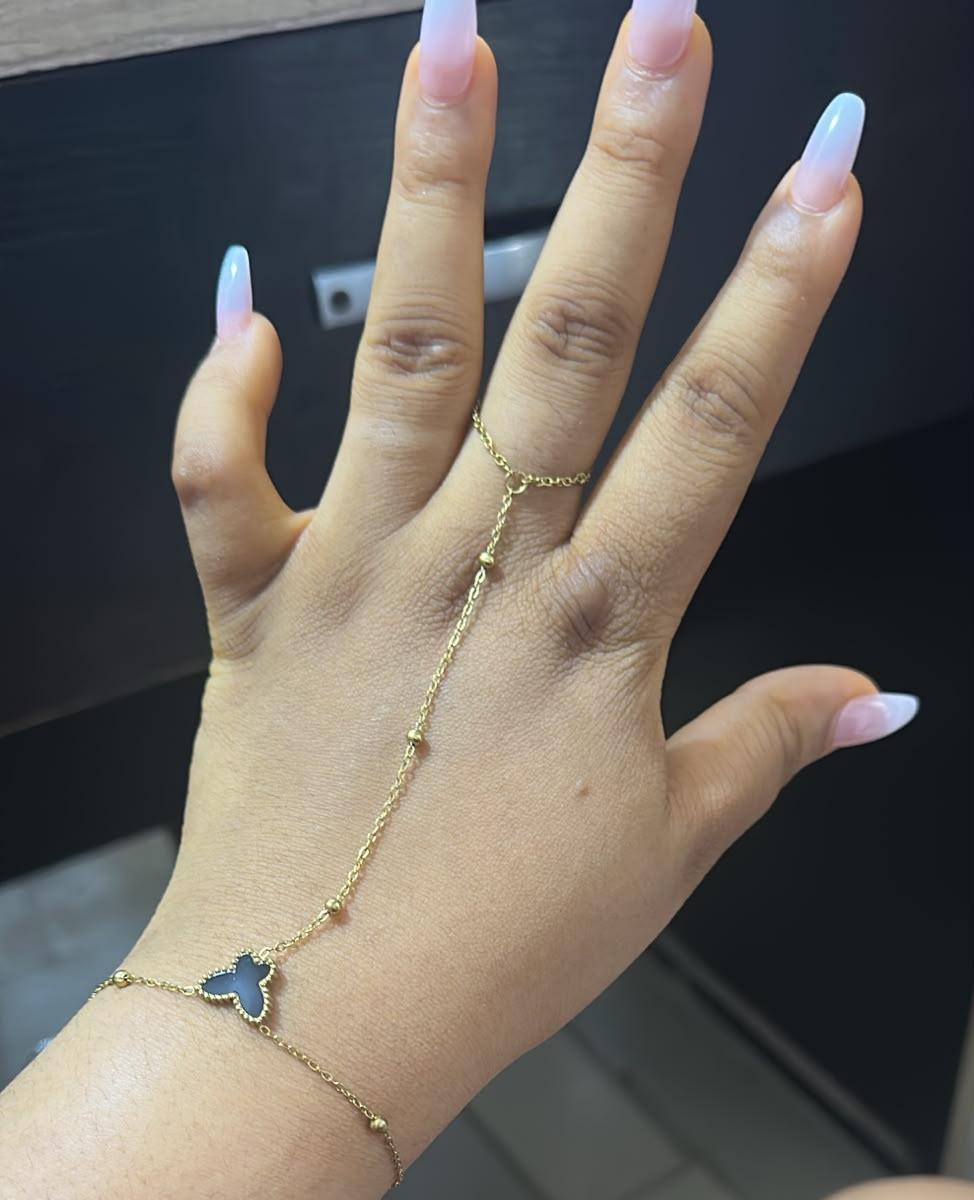 Bangle with ring