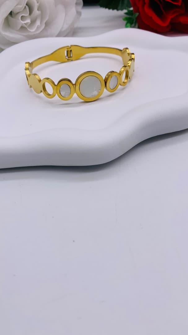 Stainless bracelet