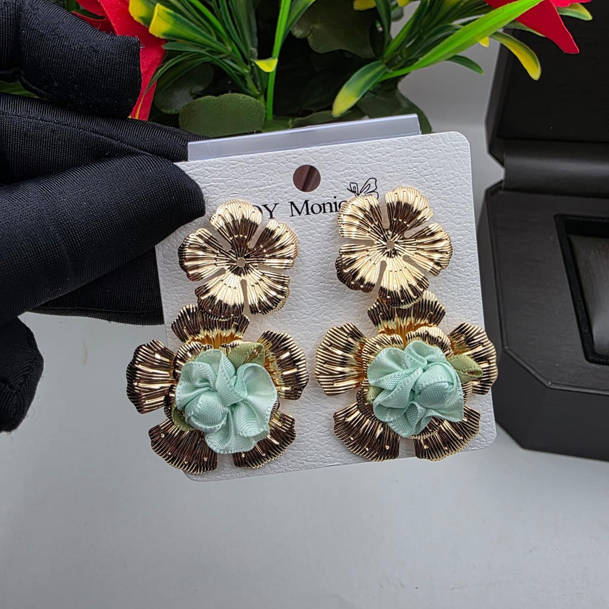 Fashion earrings