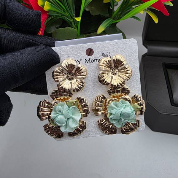 Fashion earrings