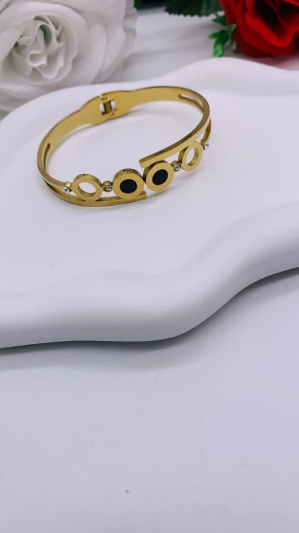 Stainless bracelet
