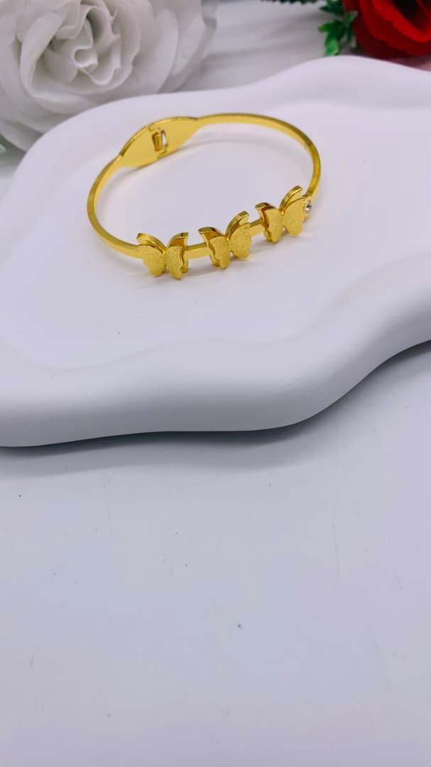 Stainless bracelet
