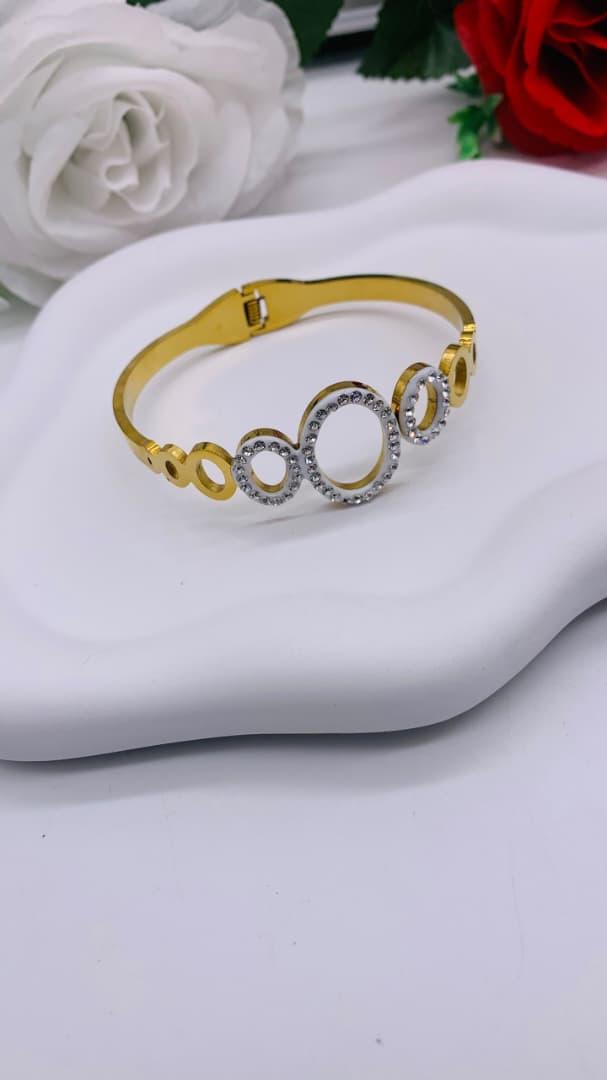 Stainless bracelet