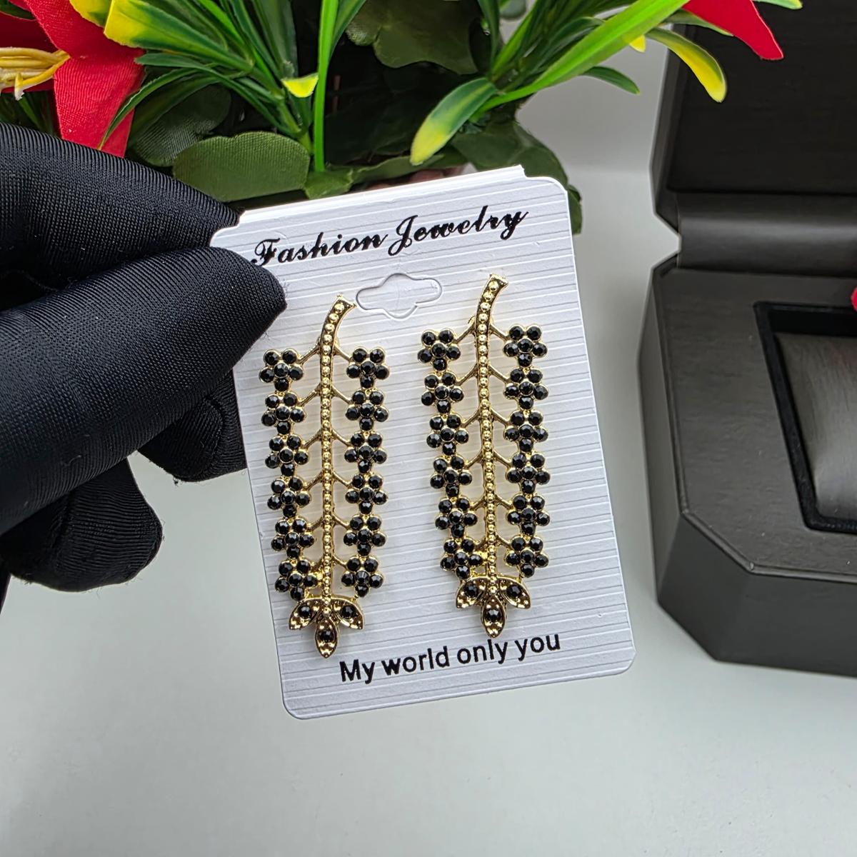 Fashion earrings