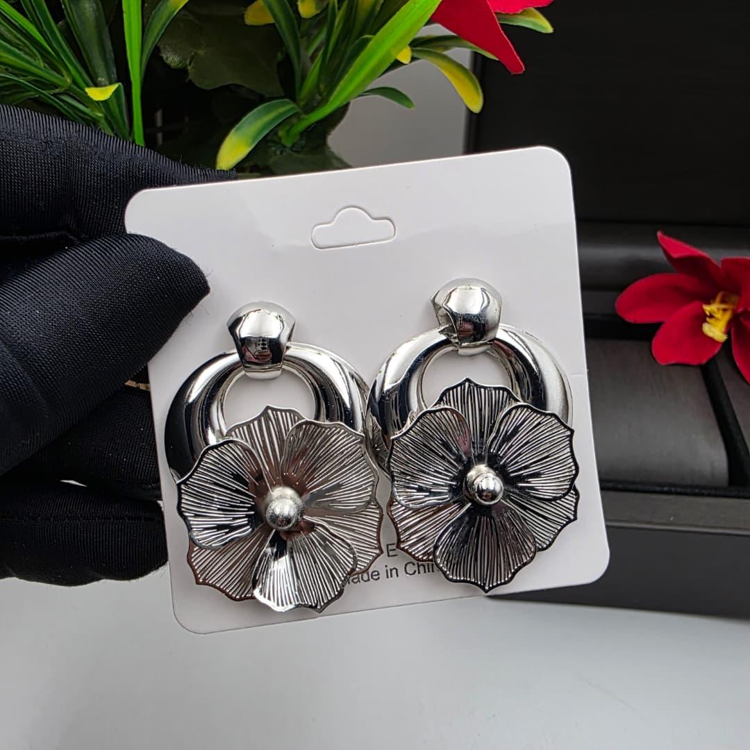 Fashion earrings