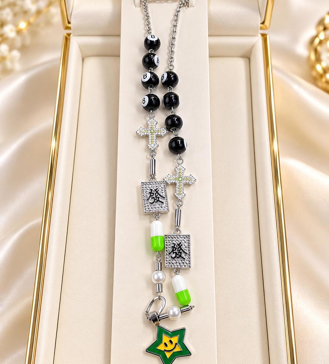 Unisex Beaded necklace