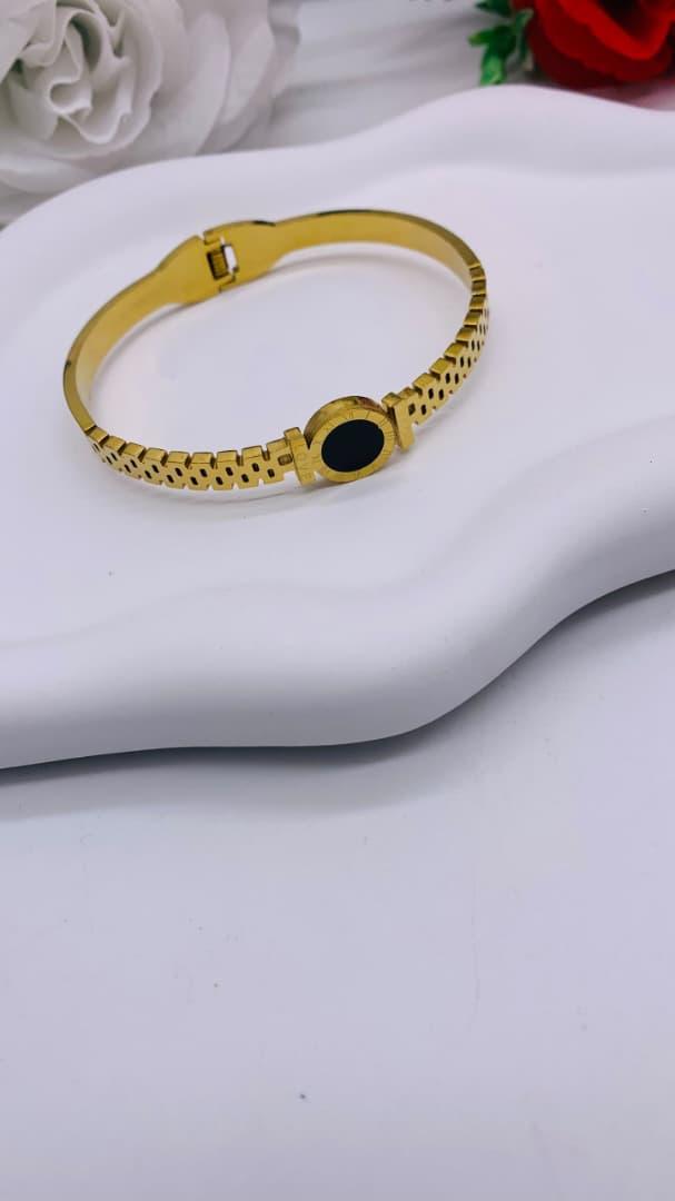Stainless bracelet