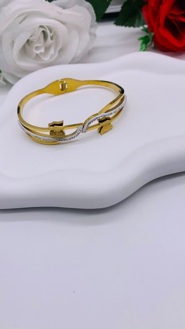 Stainless bracelet