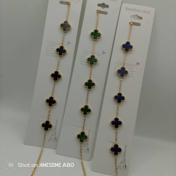Vca bracelet