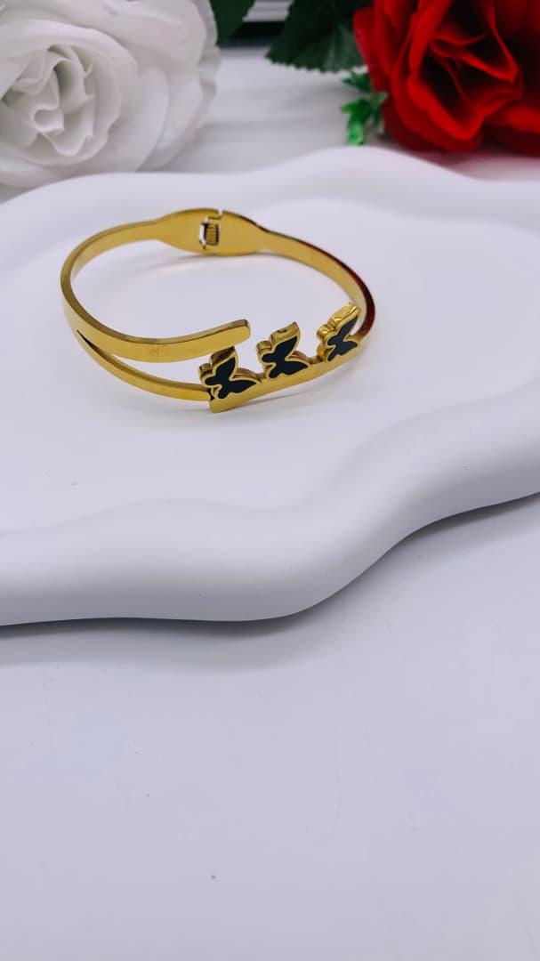 Stainless bracelet