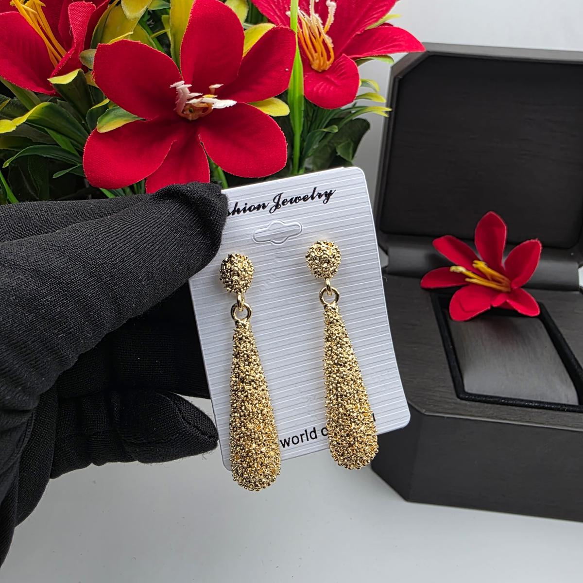 Fashion earrings