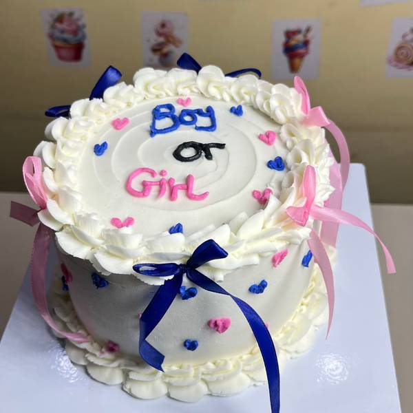 Size 8 inches cake