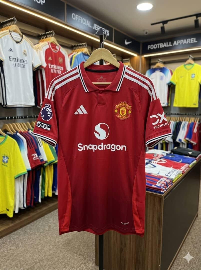 Manchester United home kit