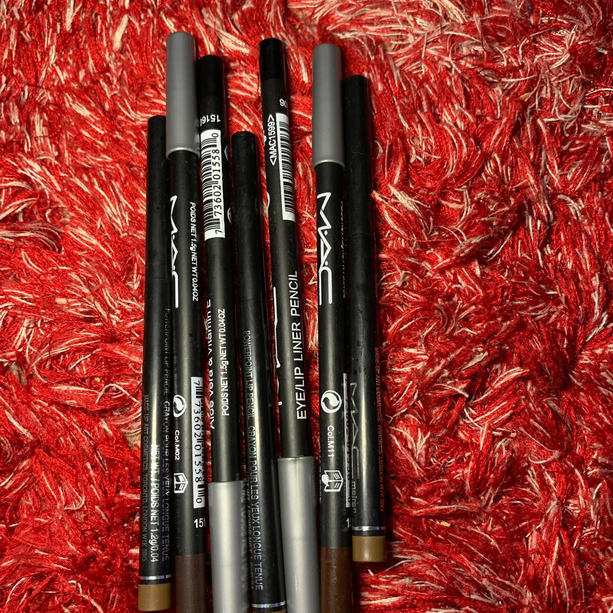 Lip liners