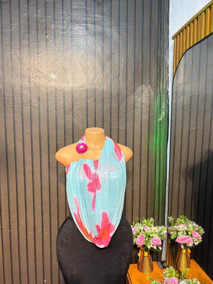 Floral print one-shoulder top