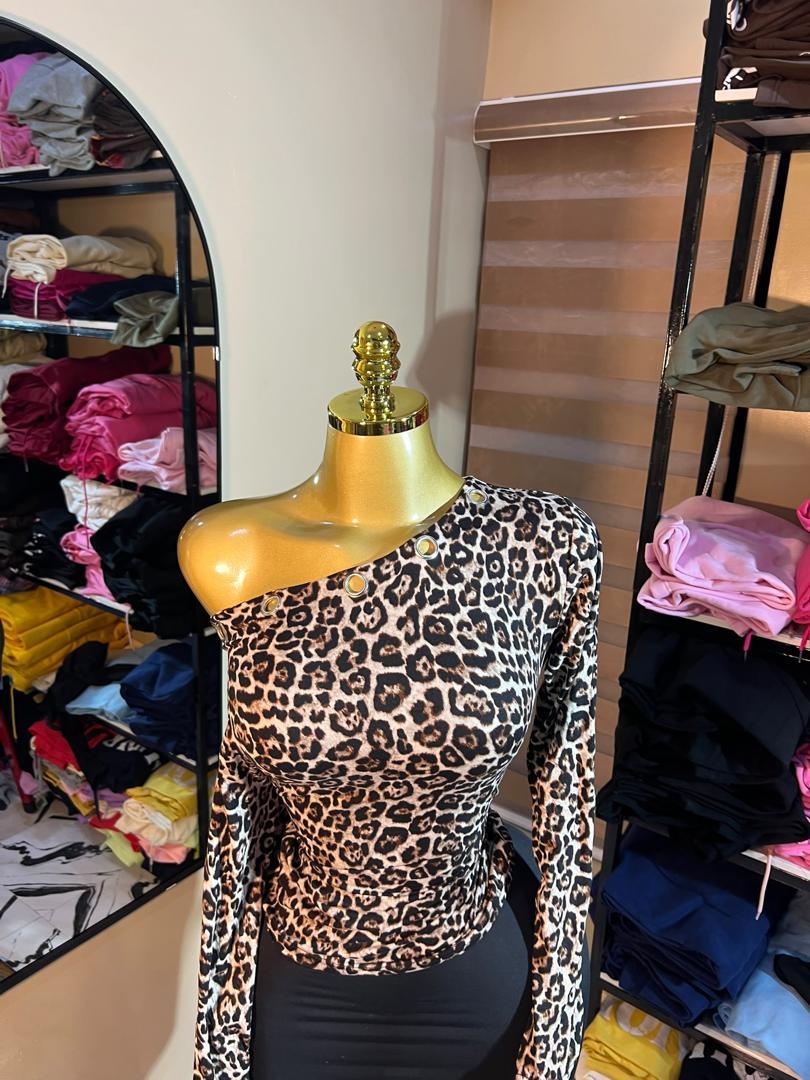 One Shoulder Top