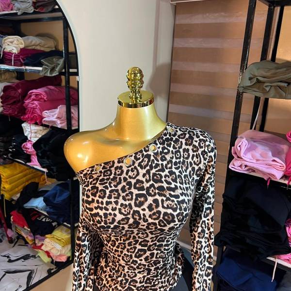 One Shoulder Top